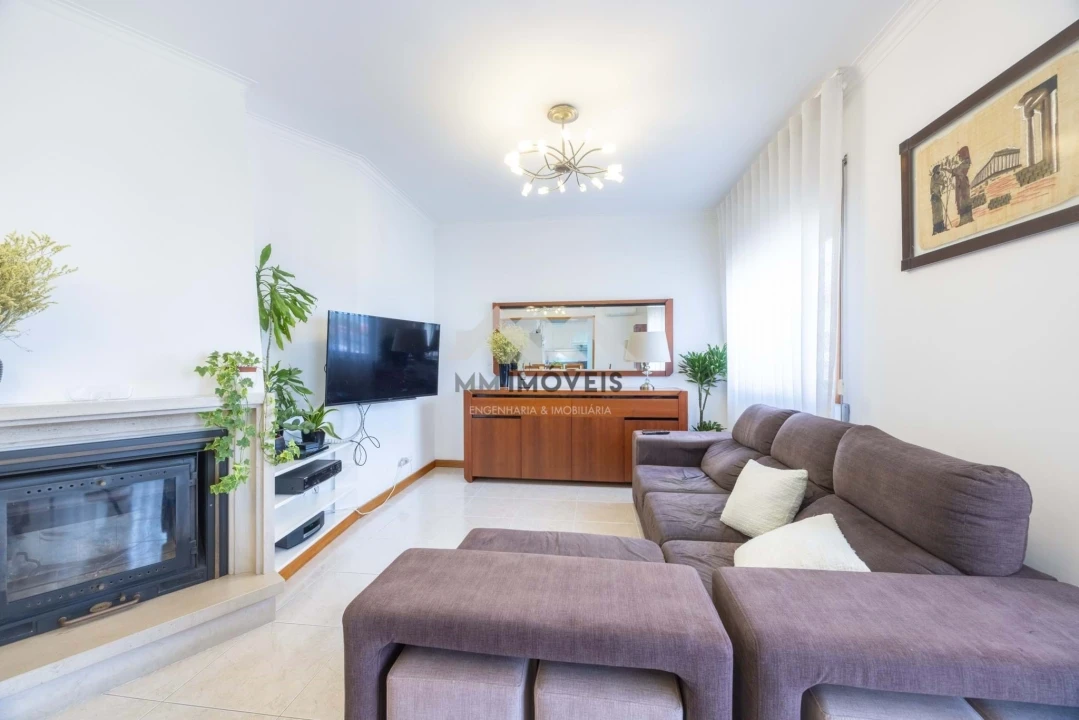 Apartamento T3 para Venda em Santa Marinha Foto 4
