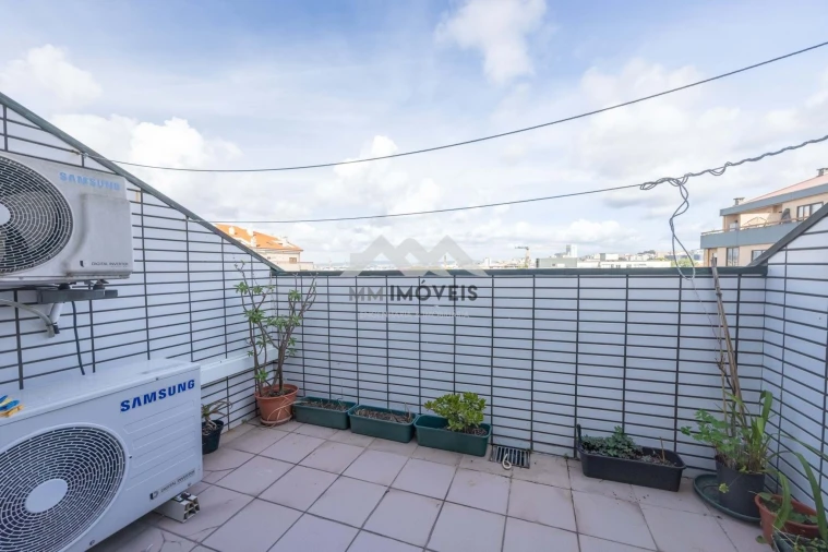 Apartamento T3 para Venda em Santa Marinha Foto 26