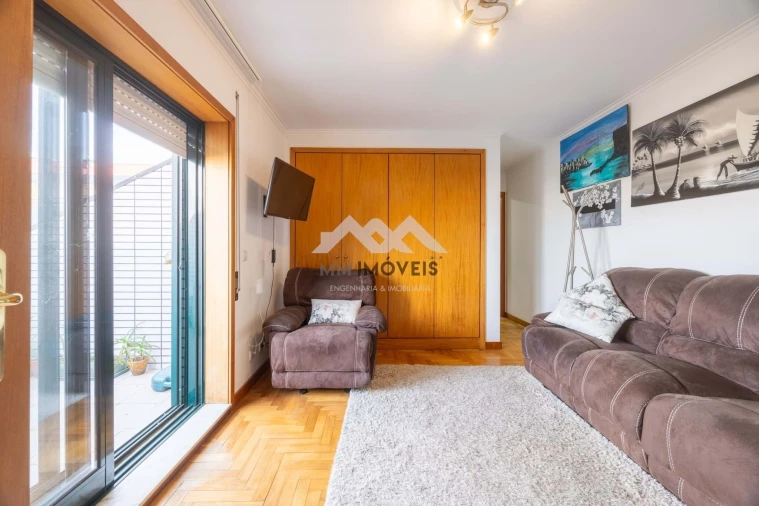 Apartamento T3 para Venda em Santa Marinha Foto 19