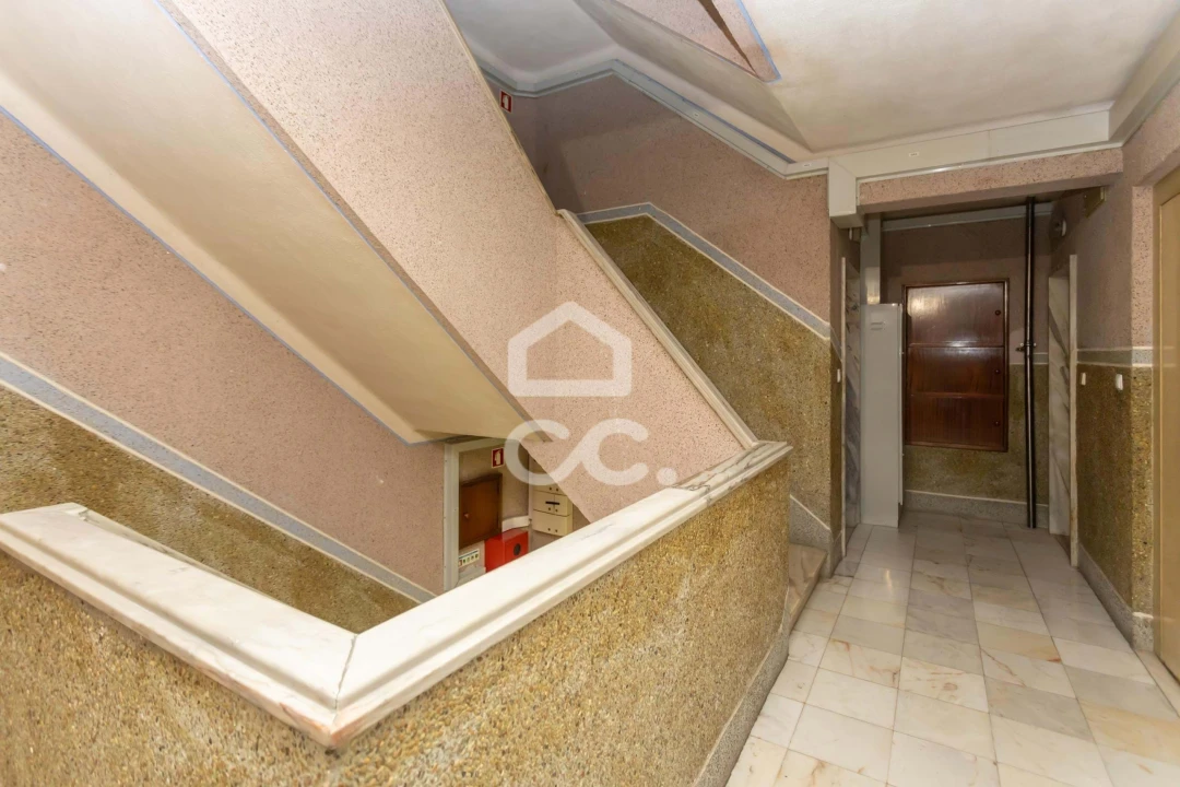 Apartamento T2 para Venda em Cacém e São Marcos Foto 30