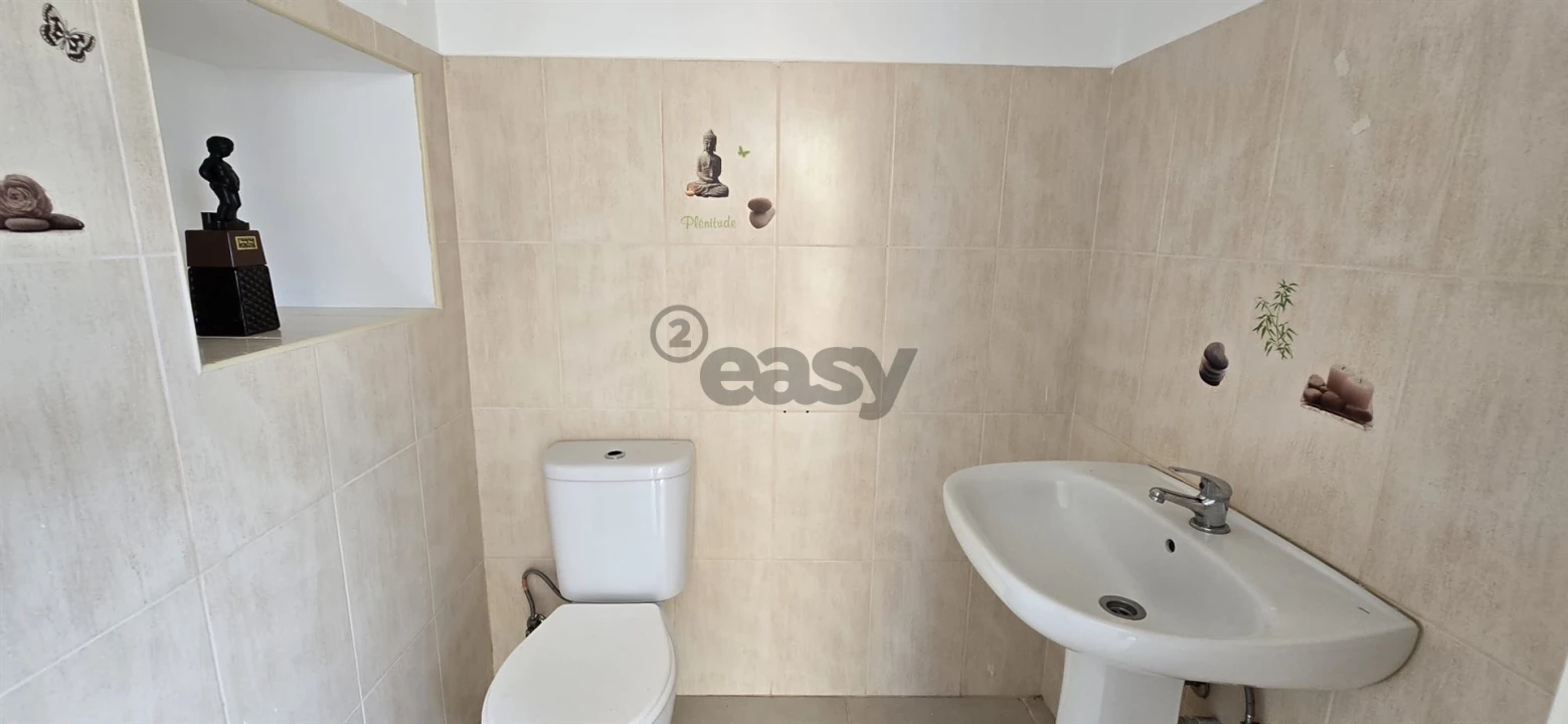 Moradia T2 para Arrendamento em Funchal (Santa Maria Maior) Foto 13