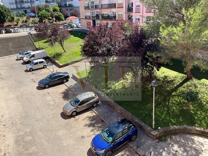 Apartamento T3 para Venda em Rio de Mouro Foto 14