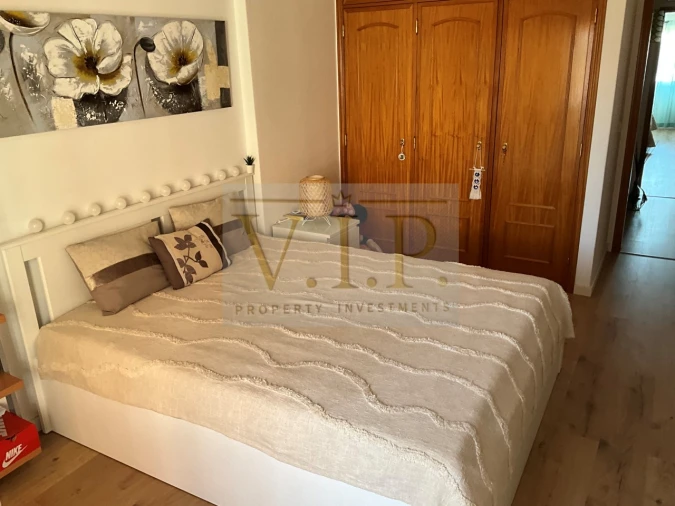 Apartamento T3 para Venda em Rio de Mouro Foto 17