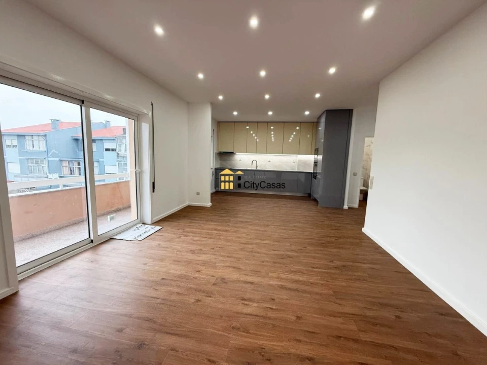 Apartamento T3 para Venda em Aguas Santas Foto 4