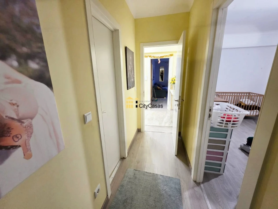 Apartamento T3 para Venda em Mafamude e Vilar do Paraíso Foto 8