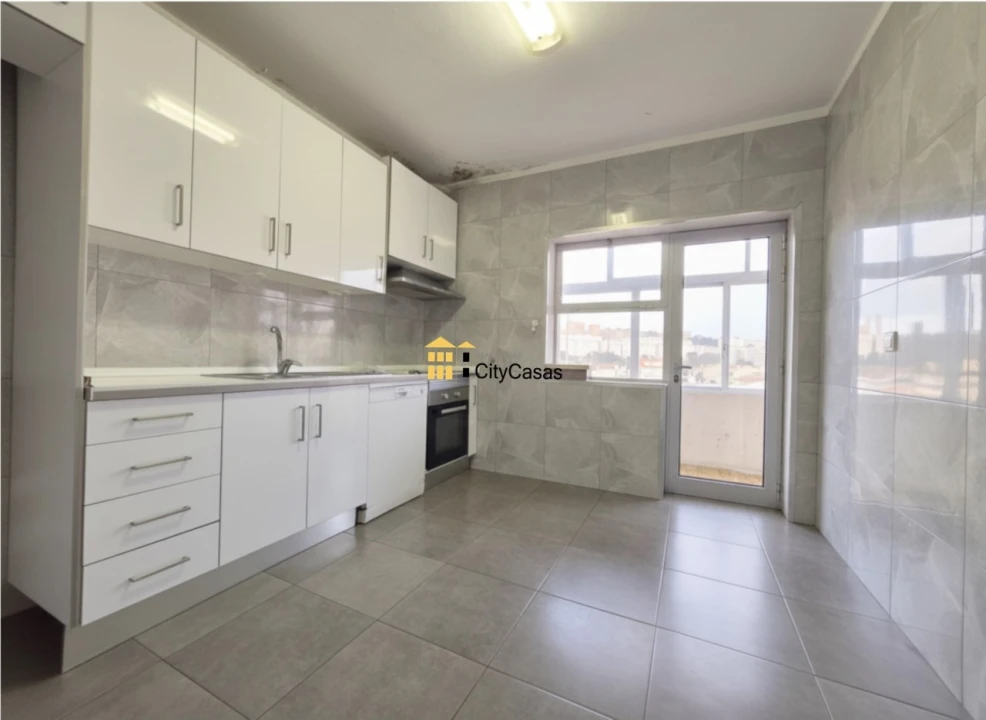 Apartamento T3 para Venda em Mafamude e Vilar do Paraíso Foto 7