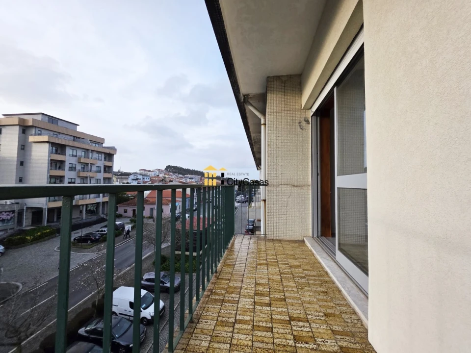 Apartamento T3 para Venda em Mafamude e Vilar do Paraíso Foto 11