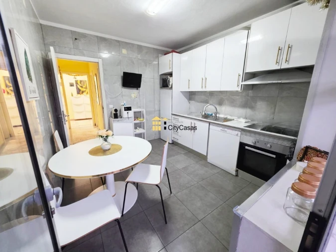 Apartamento T3 para Venda em Mafamude e Vilar do Paraíso Foto 11