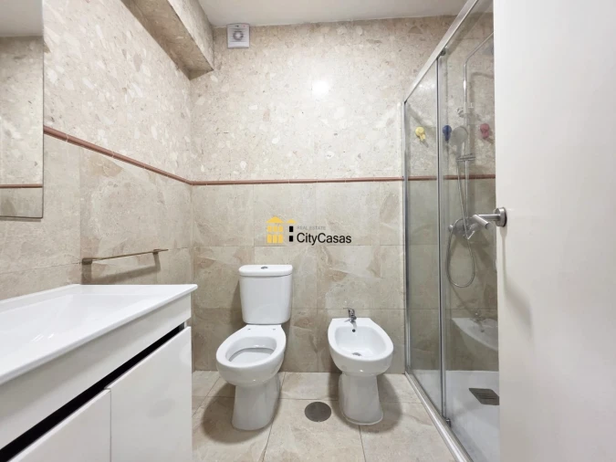 Apartamento T3 para Venda em Mafamude e Vilar do Paraíso Foto 13