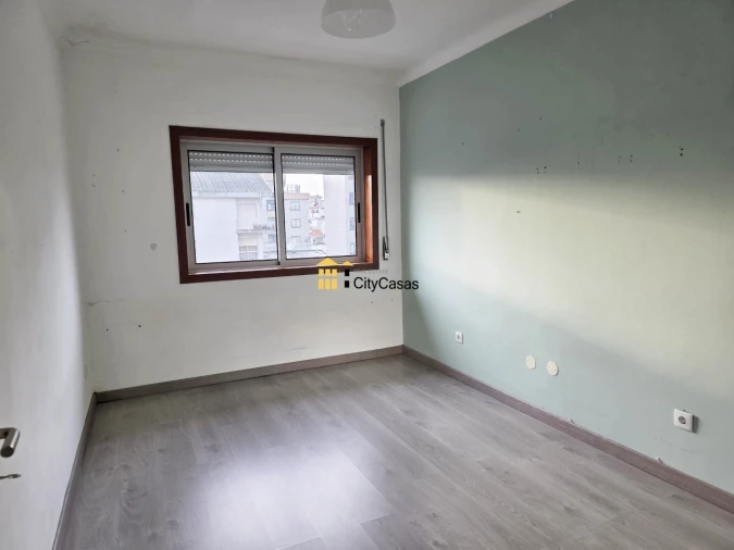 Apartamento T3 para Venda em Mafamude e Vilar do Paraíso Foto 14