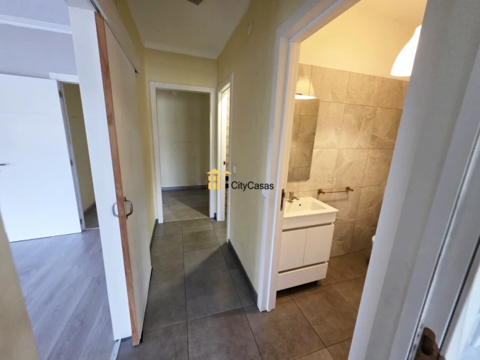 Apartamento T3 para Venda em Mafamude e Vilar do Paraíso Foto 4