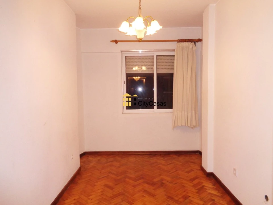 Apartamento T3 para Venda em Bonfim Foto 11