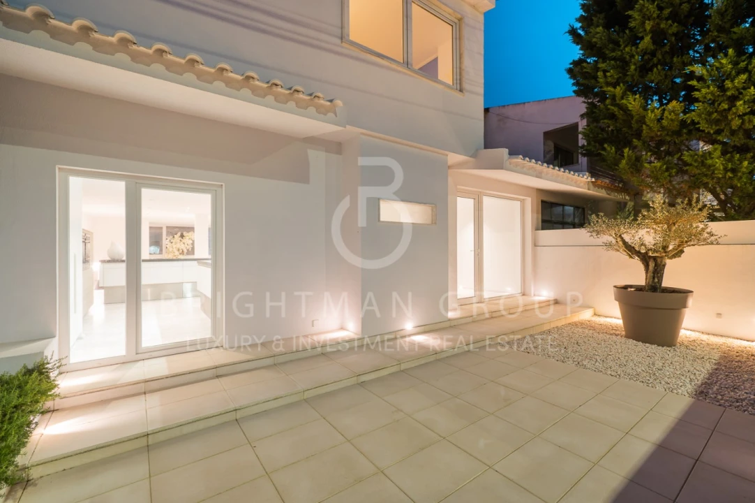 Moradia T4 para Venda em Carcavelos e Parede Foto 3