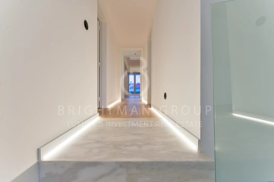 Moradia T4 para Venda em Carcavelos e Parede Foto 24