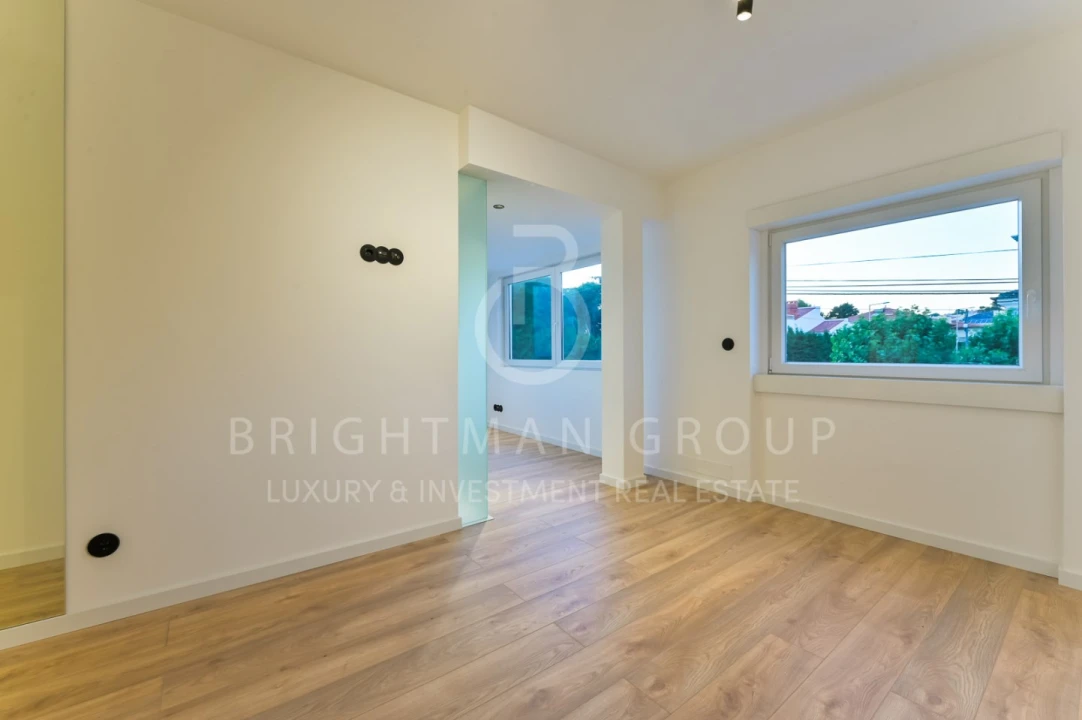 Moradia T4 para Venda em Carcavelos e Parede Foto 26