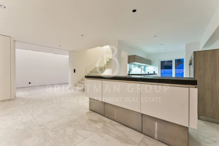 Moradia T4 para Venda em Carcavelos e Parede Foto 18