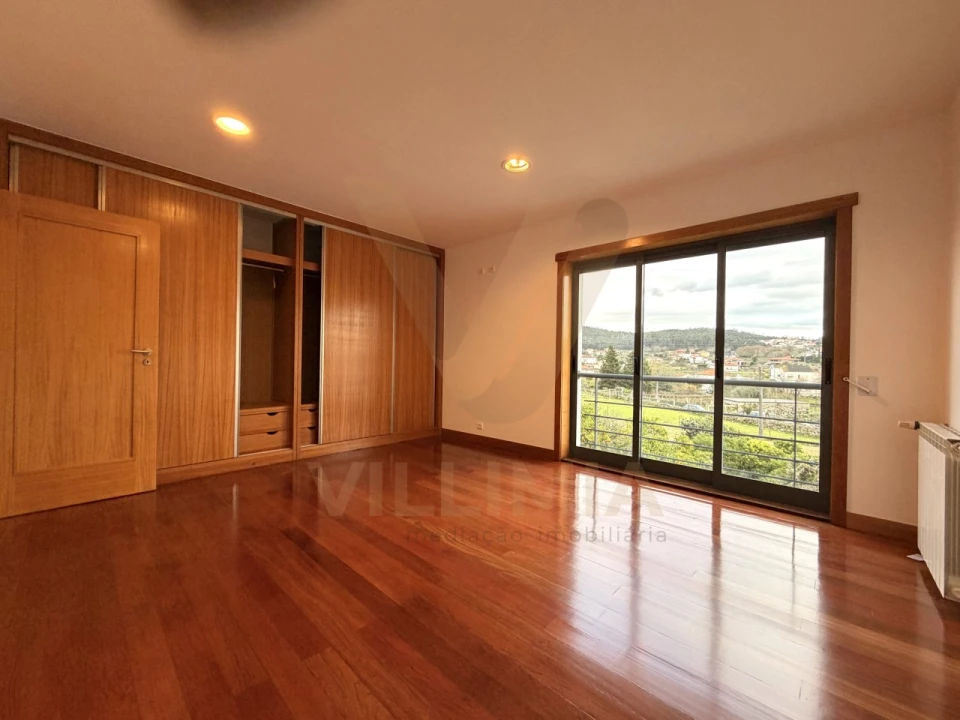 Moradia T3 para Venda em Perre Foto 21