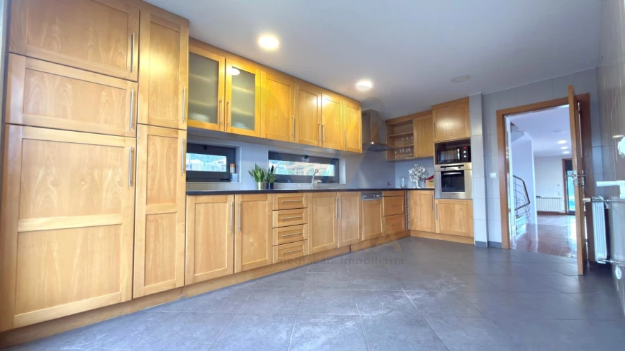 Moradia T3 para Venda em Perre Foto 10