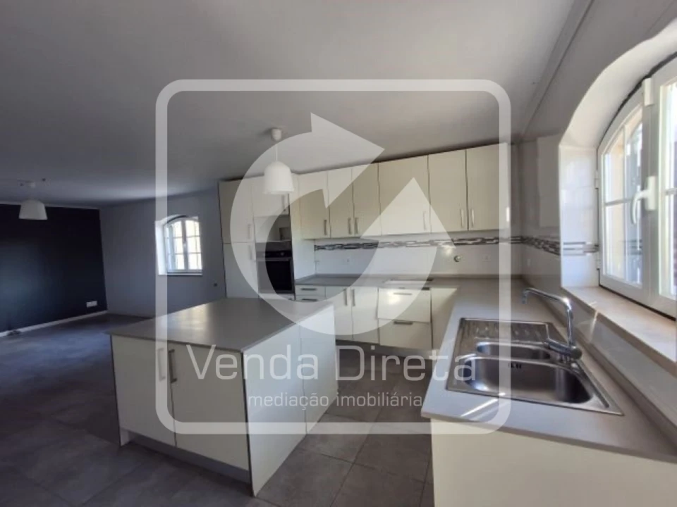 Moradia T4 para Venda em Ramalhal Foto 4