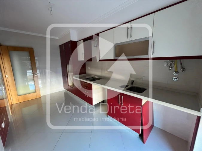 Apartamento T2 para Venda em Loule (São Clemente) Foto 3