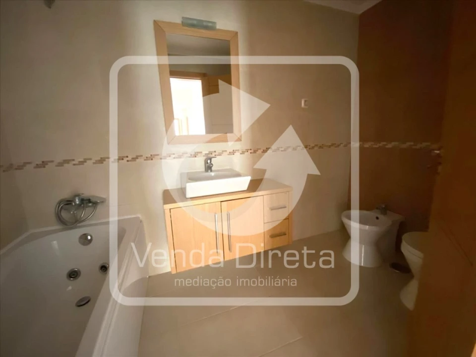 Apartamento T2 para Venda em Loule (São Clemente) Foto 10