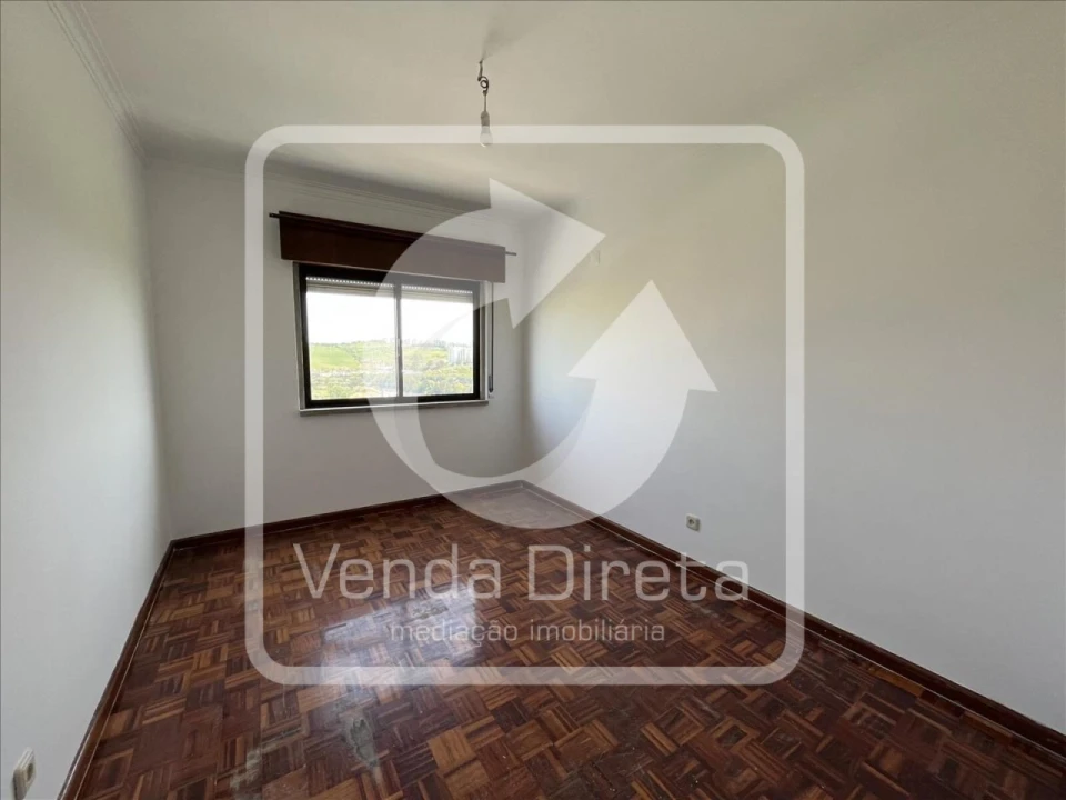 Apartamento T2 para Venda em Cacém e São Marcos Foto 11