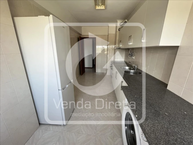 Apartamento T2 para Venda em Cacém e São Marcos Foto 6