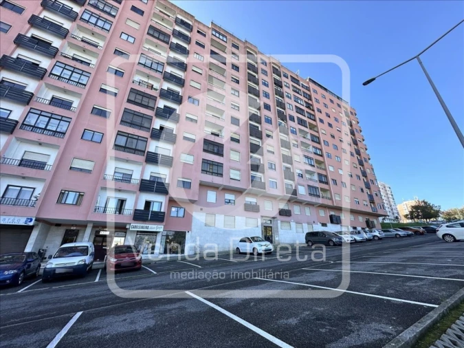 Apartamento T2 para Venda em Cacém e São Marcos Foto 20