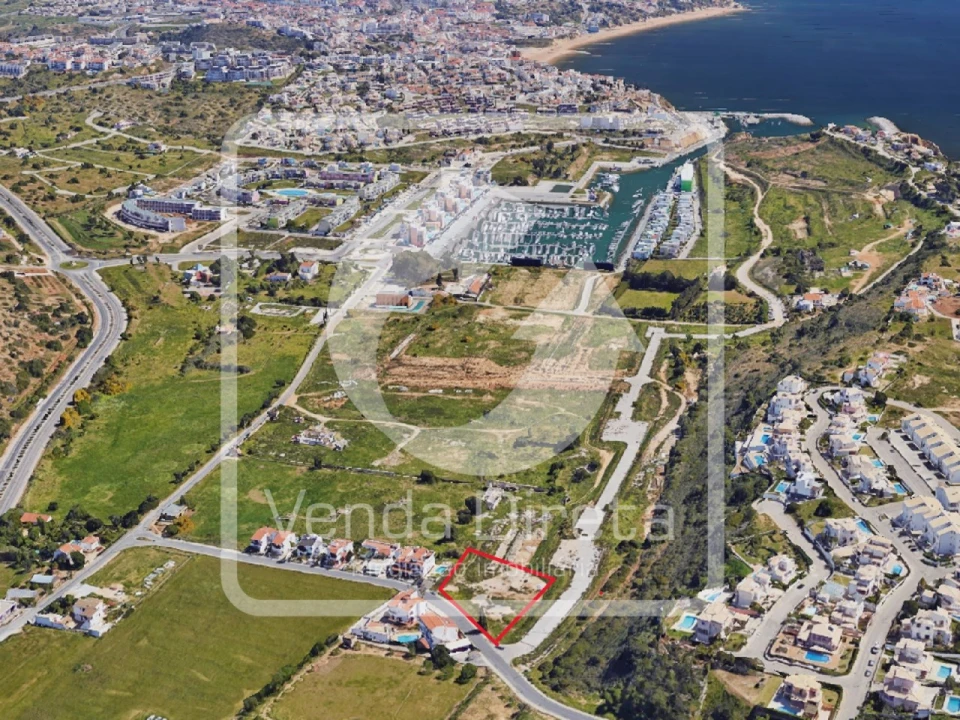 Terreno para Venda em Albufeira e Olhos de Água Foto 1