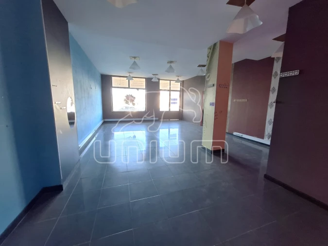 Loja para Arrendamento em Darque Foto 3