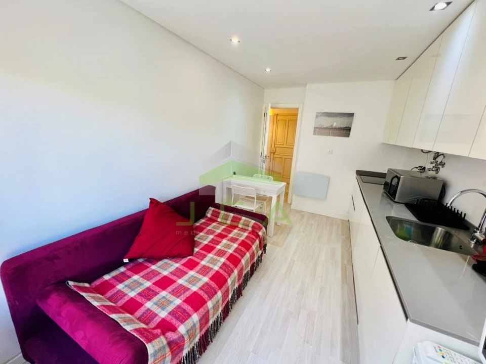 Apartamento T1 para Arrendamento em Buarcos Foto 6