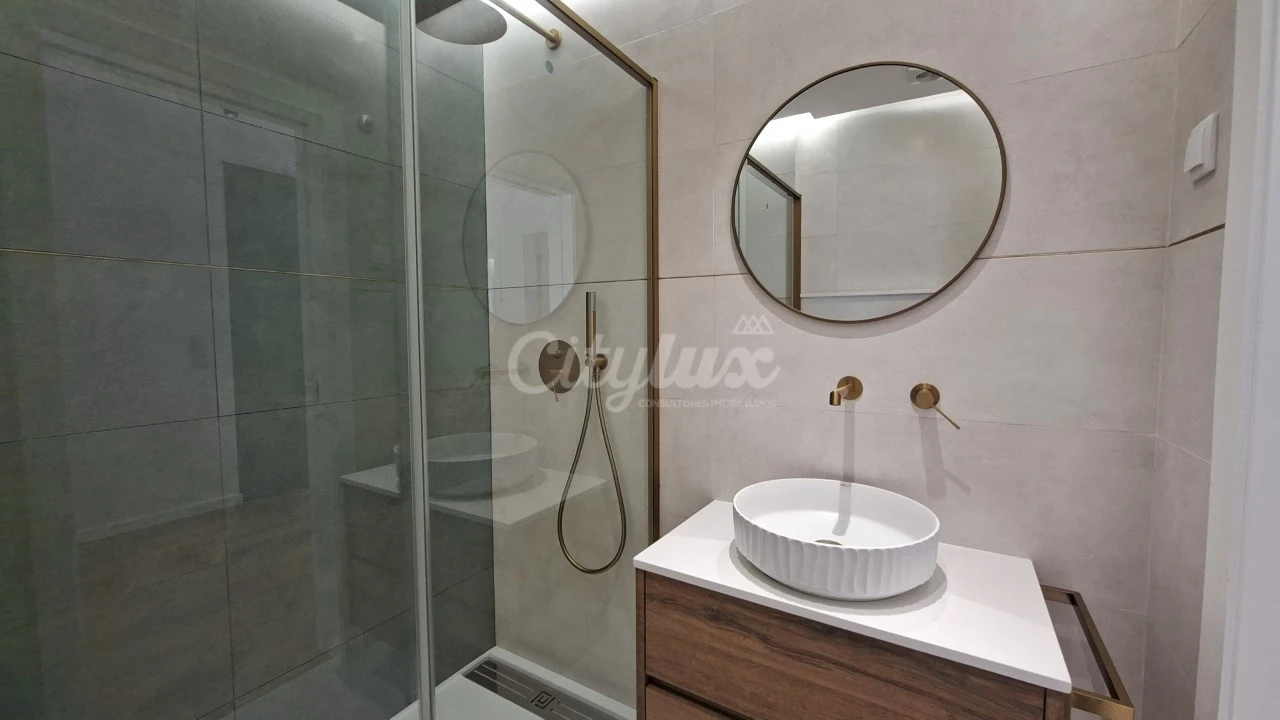 Apartamento T2 para Venda em Alcabideche Foto 10