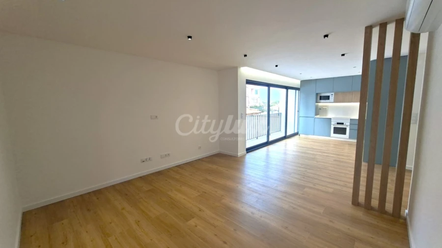 Apartamento T2 para Venda em Alcabideche Foto 2