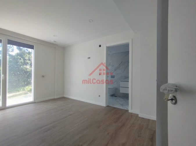 Apartamento T2 para Venda em Santa Maria, São Pedro e Matacães Foto 7