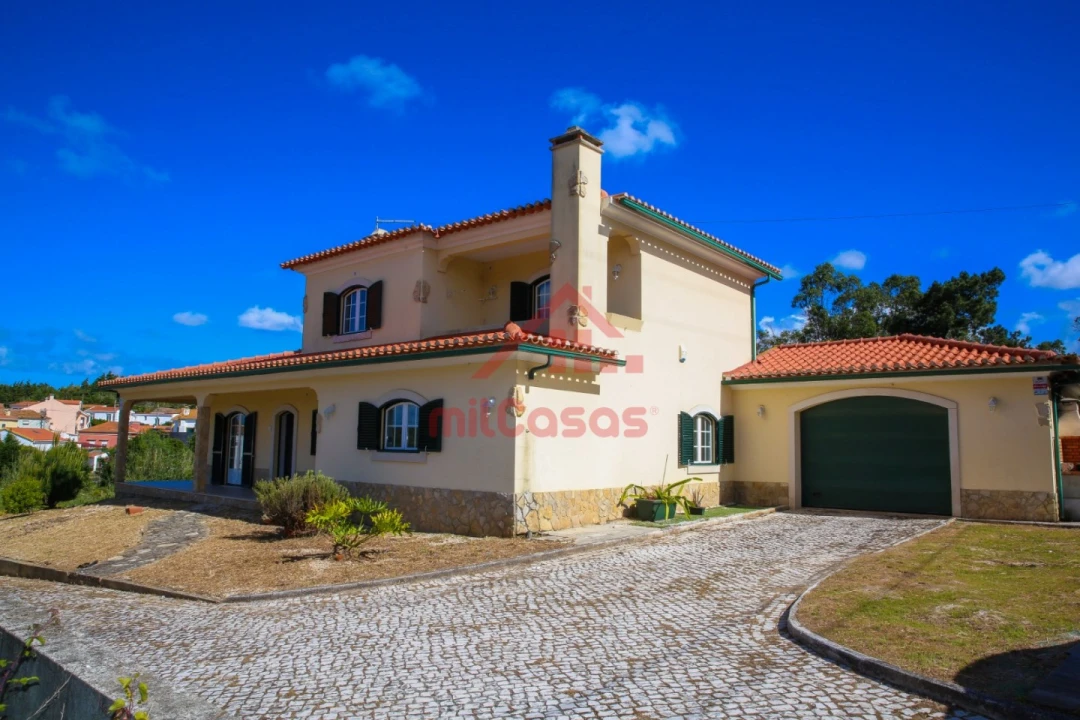 Moradia T4 para Venda em Ramalhal Foto 1