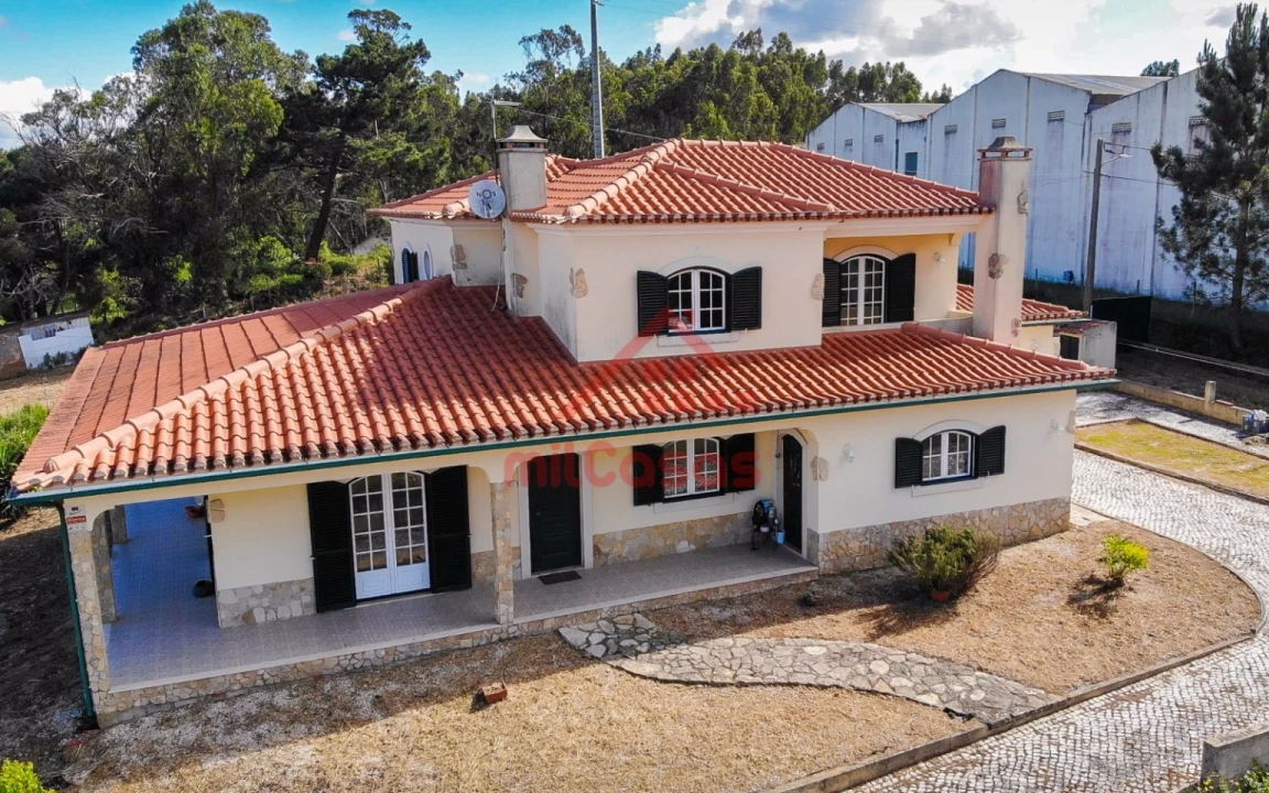 Moradia T4 para Venda em Ramalhal Foto 5