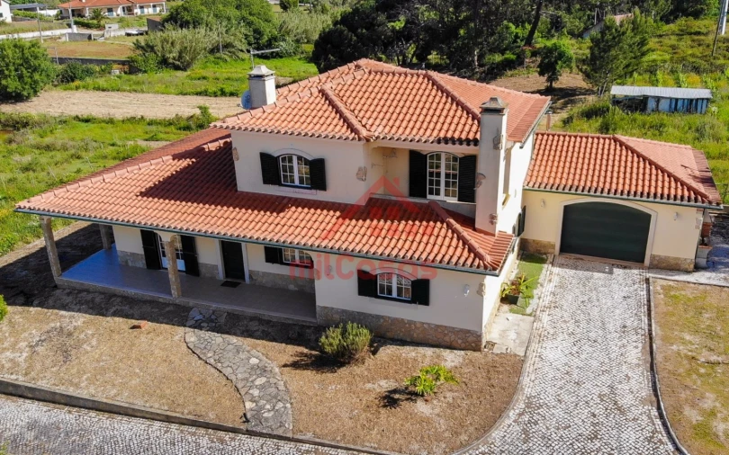 Moradia T4 para Venda em Ramalhal Foto 3