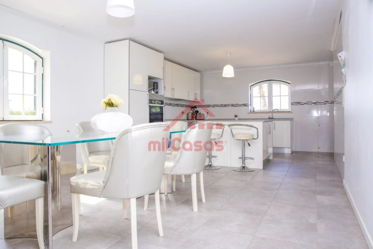 Moradia T4 para Venda em Ramalhal Foto 12