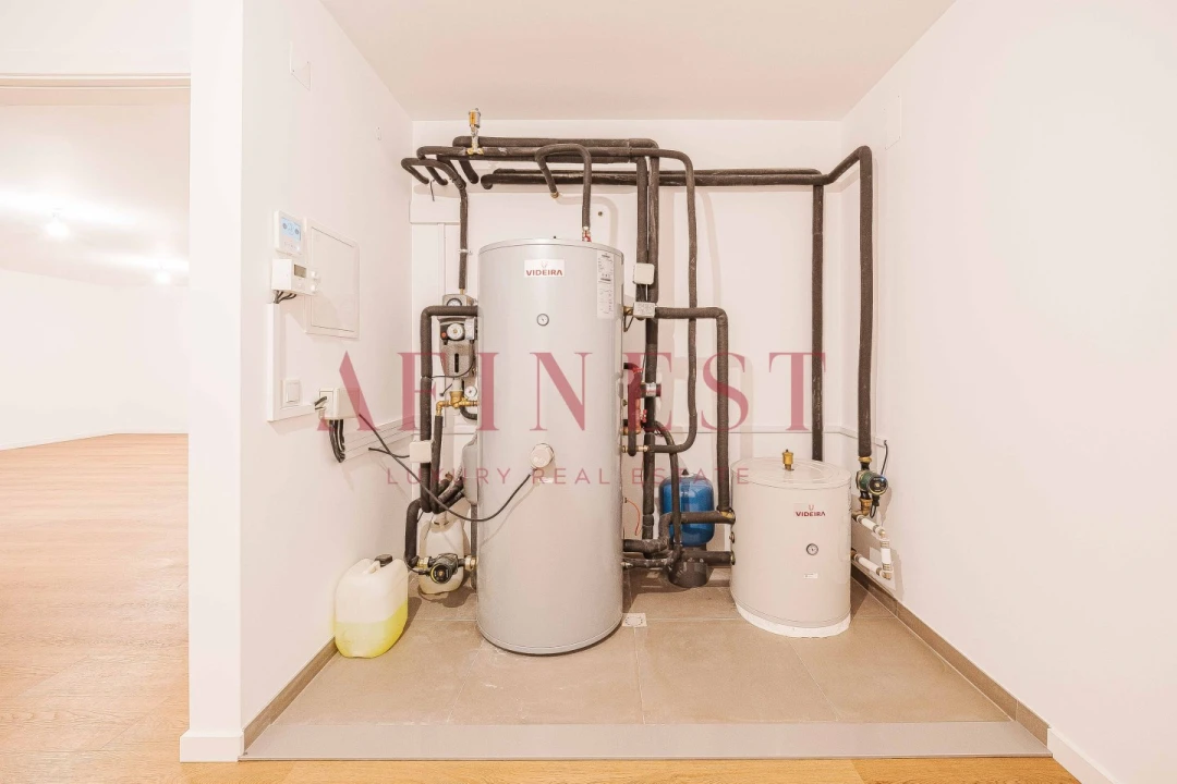 Moradia T4 para Venda em Alcabideche Foto 14