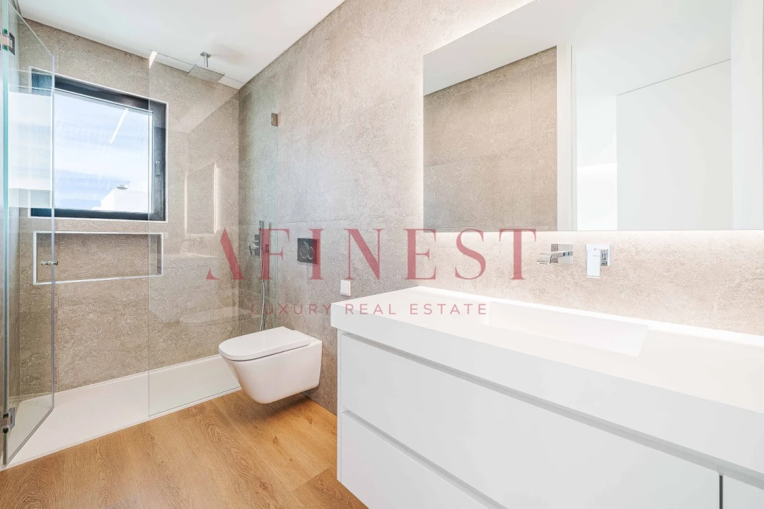 Moradia T4 para Venda em Alcabideche Foto 22