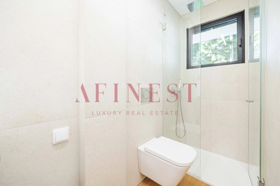 Moradia T4 para Venda em Alcabideche Foto 47