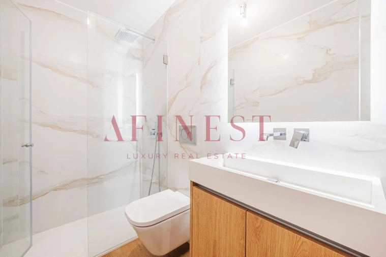 Moradia T4 para Venda em Alcabideche Foto 11