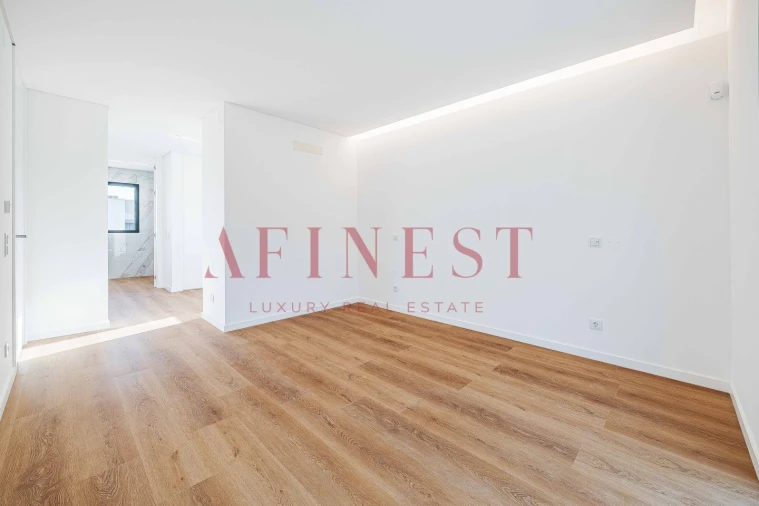 Moradia T4 para Venda em Alcabideche Foto 34