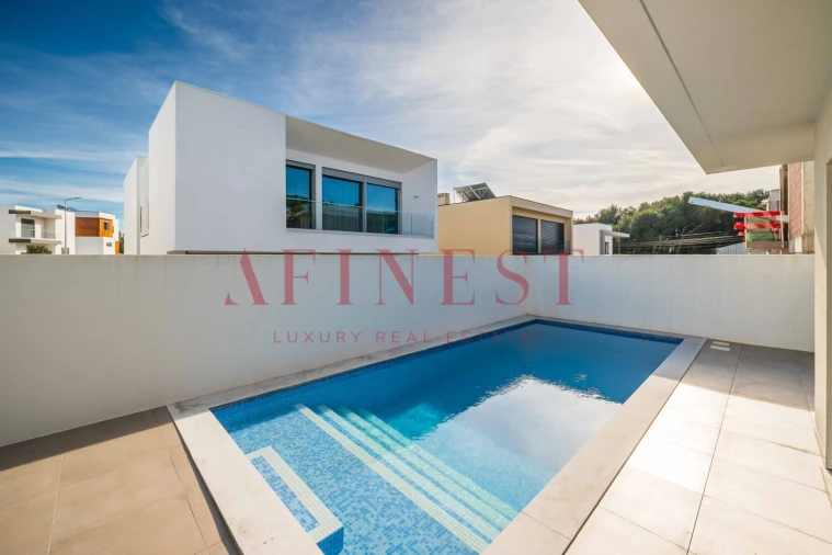 Moradia T4 para Venda em Alcabideche Foto 64