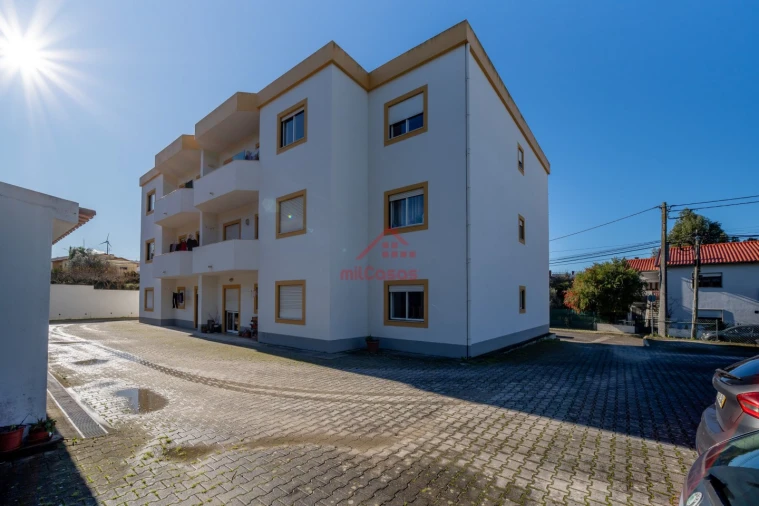 Apartamento T1 para Venda em Santa Maria, São Pedro e Matacães Foto 16