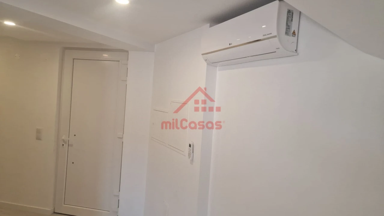 Moradia T3 para Venda em A dos Cunhados e Maceira Foto 15