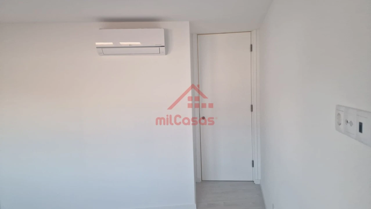 Moradia T3 para Venda em A dos Cunhados e Maceira Foto 17