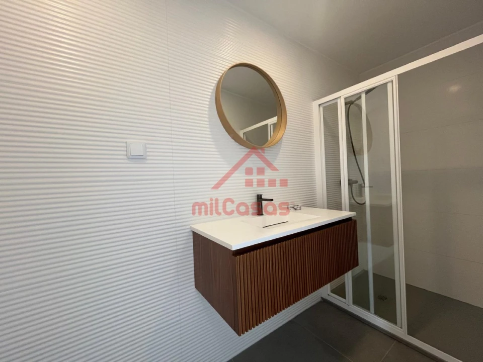 Moradia T3 para Venda em A dos Cunhados e Maceira Foto 17