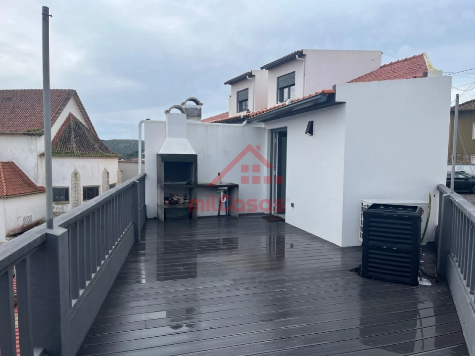 Moradia T3 para Venda em A dos Cunhados e Maceira Foto 1