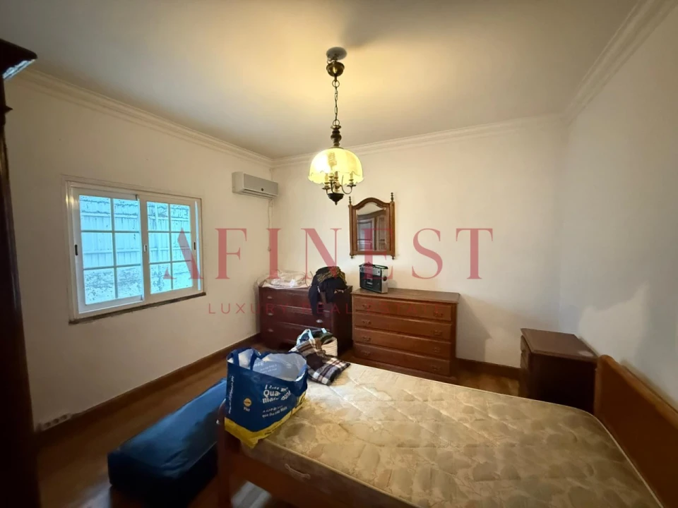 Moradia T5 para Venda em Charneca de Caparica e Sobreda Foto 5